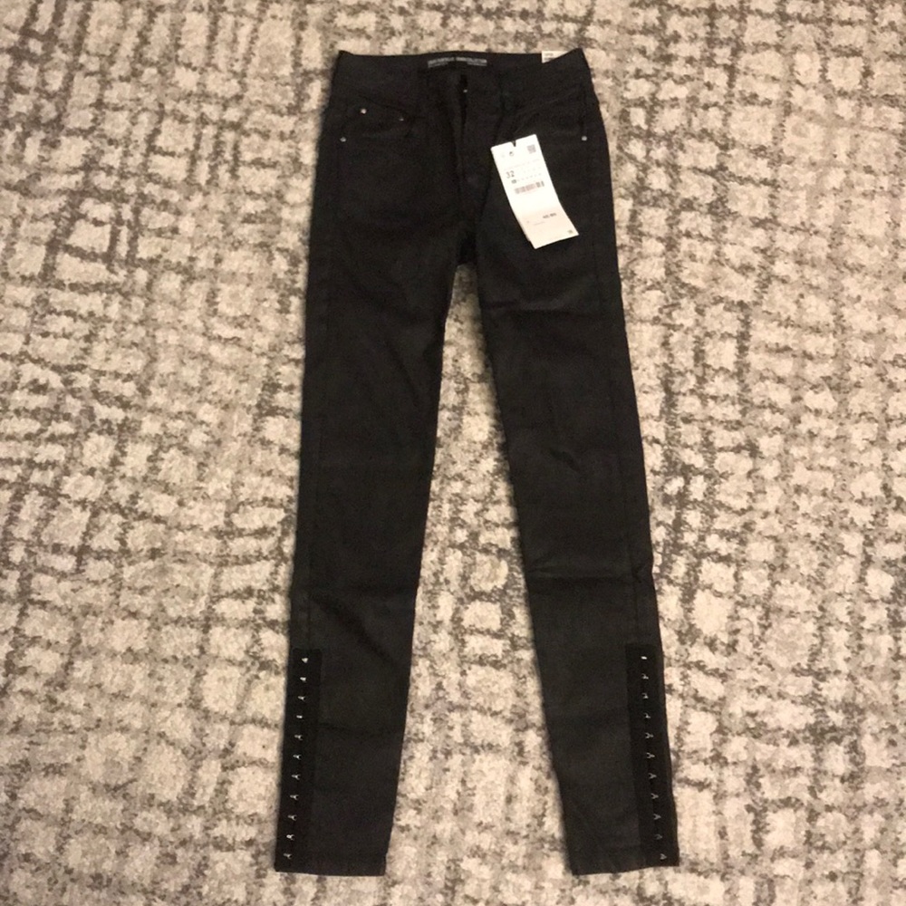 Zara Coated Super Skinny Black Denim Jeans 00